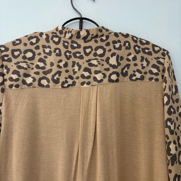A New Day Leopard Print Long Sleeve Blouse (Size S) - Picture 7 of 9